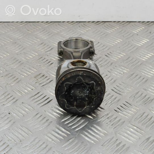 Volkswagen PASSAT CC Piston 038J