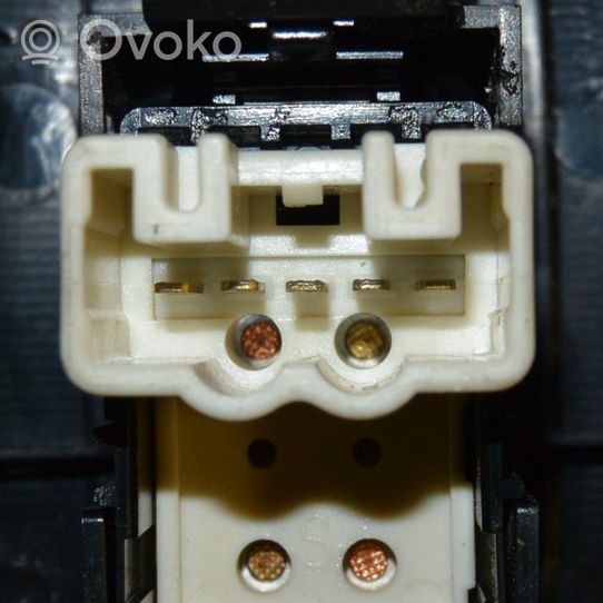 Toyota Camry Electric window control switch 