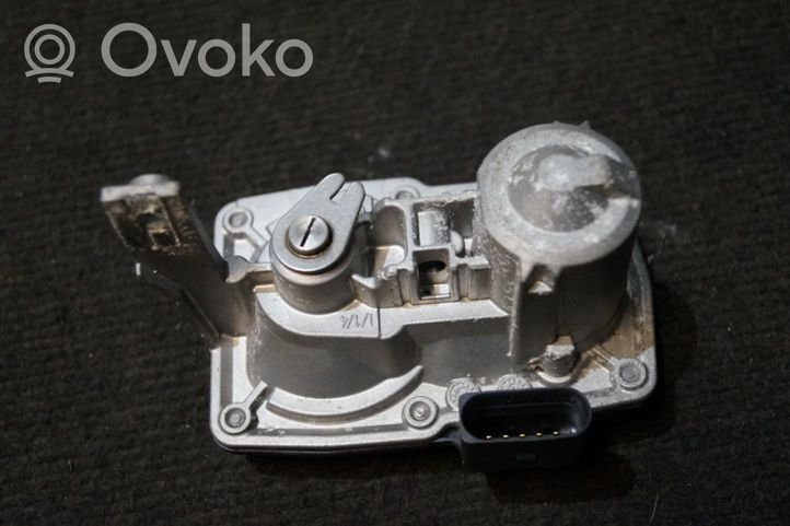 Volkswagen PASSAT B7 Intake manifold valve actuator/motor 5Q0253691H