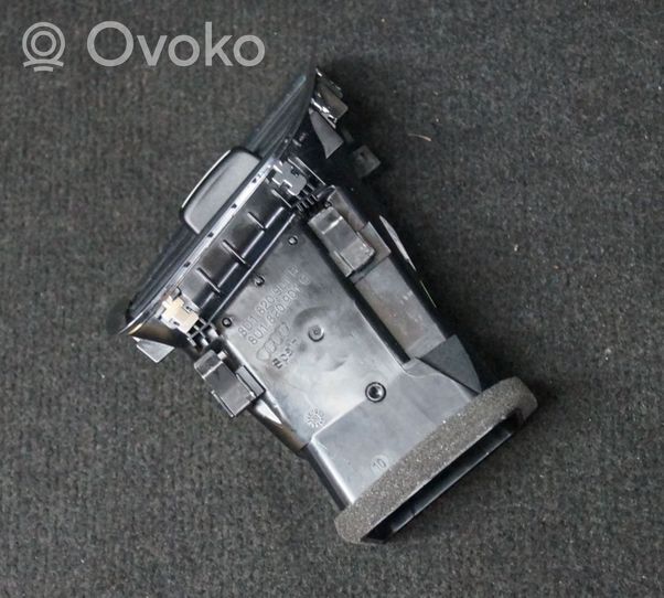 Audi Q3 8U Dysze / Kratki nawiewu deski rozdzielczej 