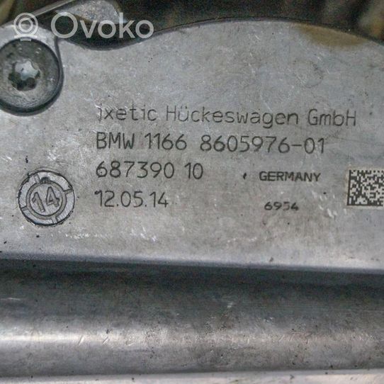 BMW 6 F12 F13 Pompa podciśnienia / Vacum 8605976