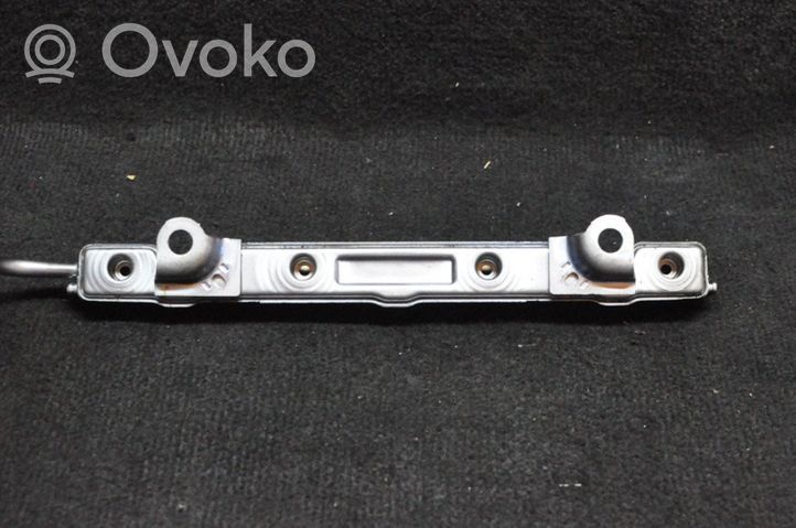 Toyota Verso Listwa wtryskowa 15805