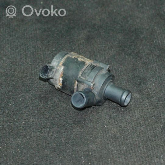 Audi A6 Allroad C5 Pompe à eau de liquide de refroidissement 078121601A