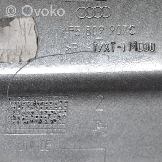 Audi A6 S6 C6 4F Apdaila prie degalų bako dangtelio 4F5809907C