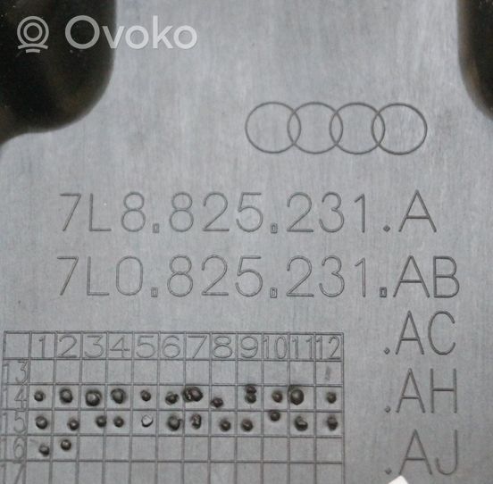 Audi Q7 4L Pavarų dėžės apsauga 7L8825231A