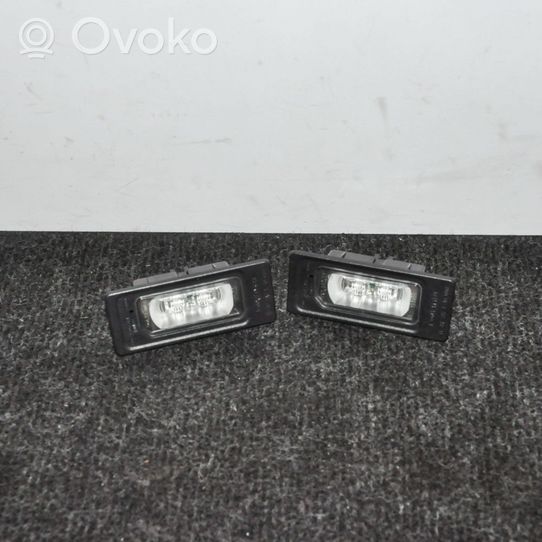 Audi A4 S4 B9 Lampa oświetlenia tylnej tablicy rejestracyjnej 4G0943021