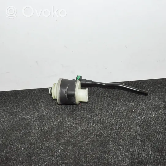 BMW 3 F30 F35 F31 Fuel filter heater 8572521