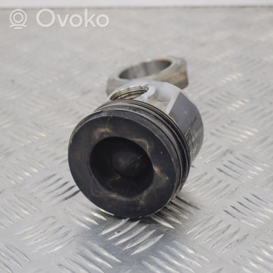 Honda CR-V Piston 