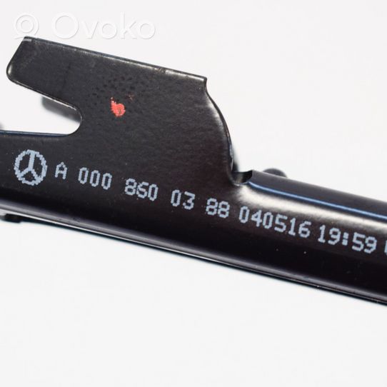 Mercedes-Benz A W176 Regulacja wysokości pasów bezpieczeństwa A0008600388