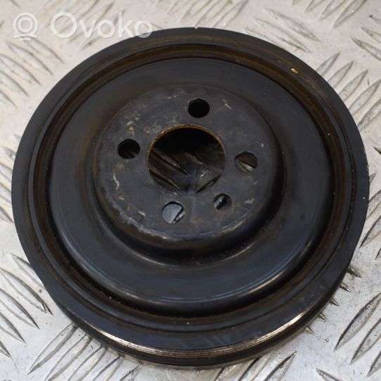 Volkswagen PASSAT B7 Crankshaft pulley 038105243M