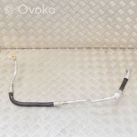 BMW X5 F15 Ilmastointilaitteen putki (A/C) 6833625