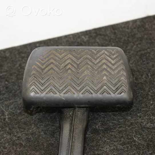 Toyota Prius (XW50) Brake pedal 8951047030