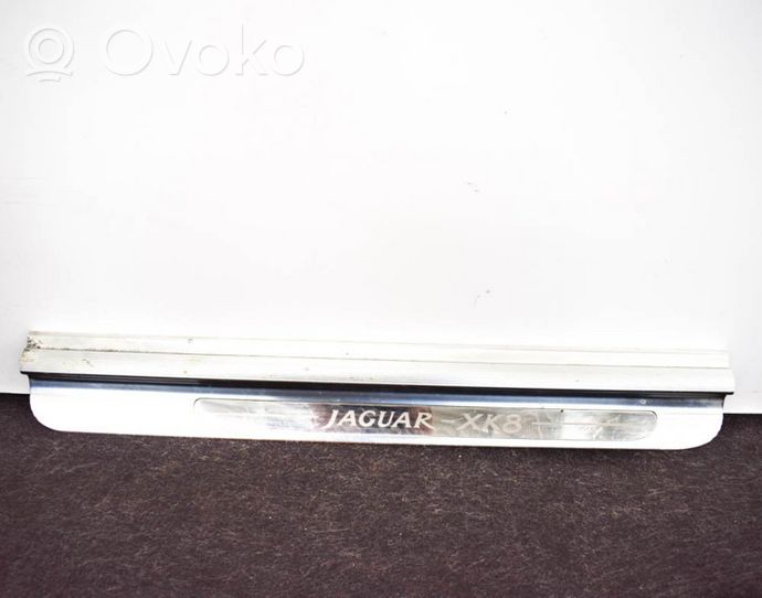 Jaguar XK8 - XKR Front sill trim cover 