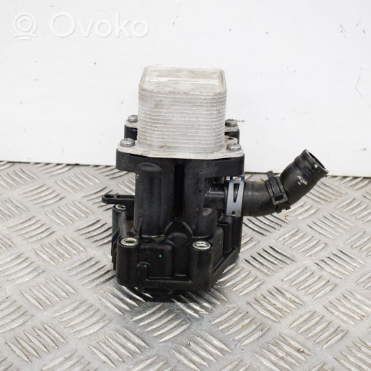 Audi A4 S4 B8 8K Radiatore dell’olio del motore 03L117021C