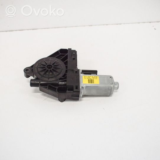 Volvo V40 Front door window regulator motor 