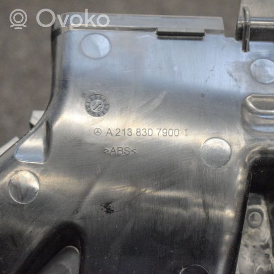 Mercedes-Benz E W213 Kita variklio skyriaus detalė A2138307900