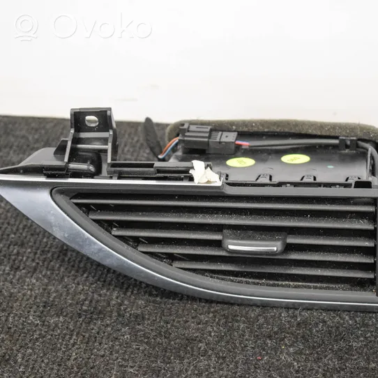 Audi A7 S7 4G Lango oro grotelės 4G2820951