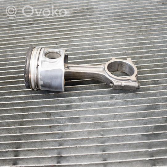 Opel Vivaro Piston 9551784995517816