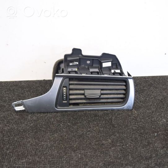 Audi A7 S7 4G Lango oro grotelės 4G2820902B6PS