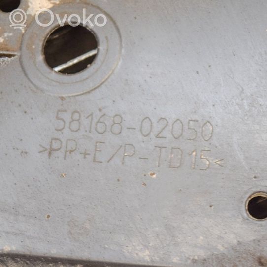 Toyota Auris E180 Protezione anti spruzzi/sottoscocca del motore 5816802050