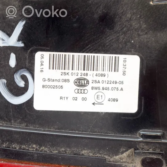 Audi A4 S4 B9 Takaluukun takavalot 8W5945075A