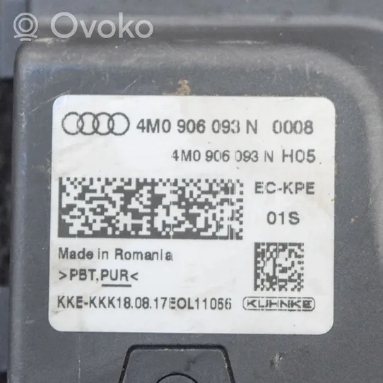 Audi A4 S4 B9 Polttoaineen ruiskutuspumpun ohjainlaite/moduuli 4M0906093N