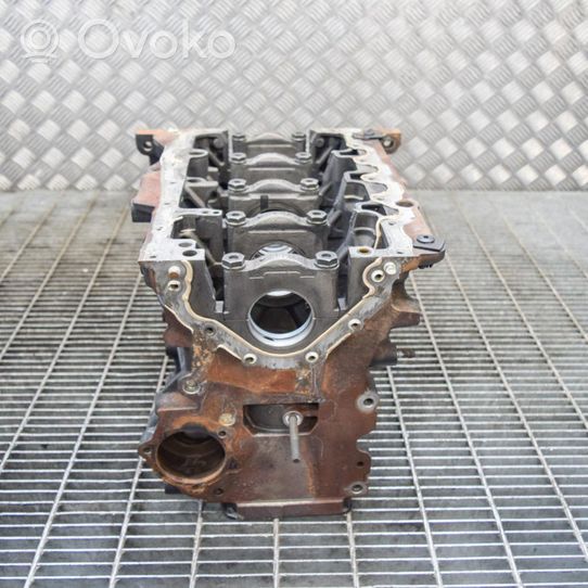 Skoda Octavia Mk2 (1Z) Blok silnika 03L103021L