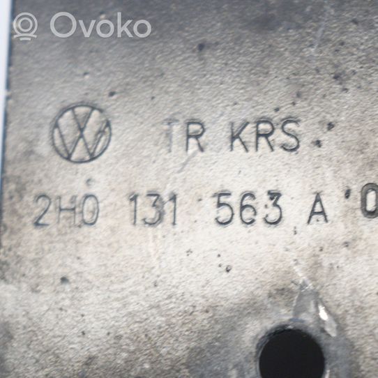 Volkswagen Amarok Altra parte del vano motore 2H0129456D