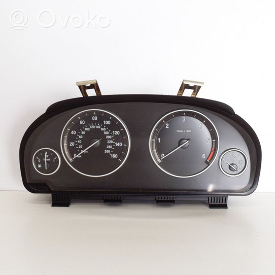 BMW 5 F10 F11 Speedometer (instrument cluster) 9280485