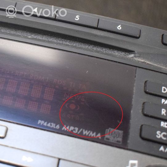 Subaru Forester SH Radio/CD/DVD/GPS-pääyksikkö CQEF7770AJ