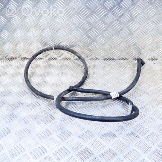 Mercedes-Benz E W212 Windshield washer fluid hose A2128600092