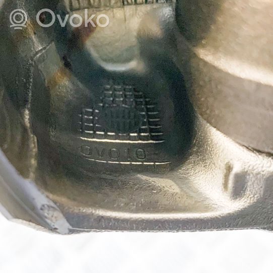 Toyota Camry Piston 0V010