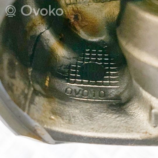 Toyota Camry Piston 0V010