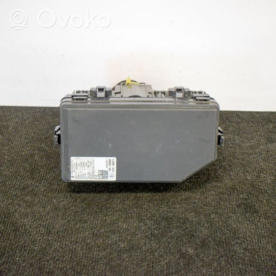 Honda CR-V Skrzynka bezpieczników / Komplet E1122R000275