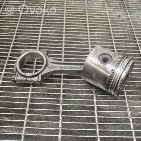 Land Rover Discovery Piston HRC2354
