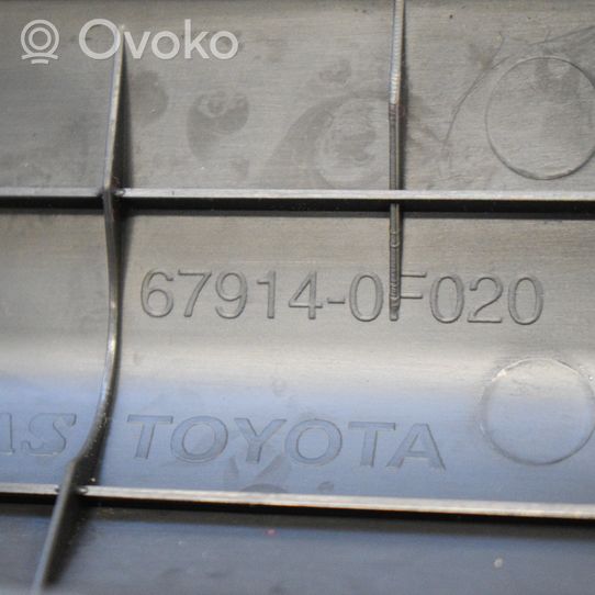 Toyota Verso B-pilarin verhoilu (yläosa) 679140F020