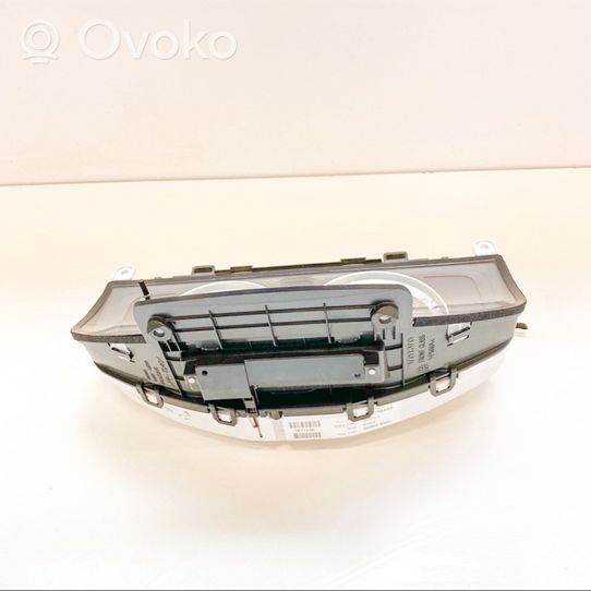 Volvo V60 Tachimetro (quadro strumenti) 31327584AA