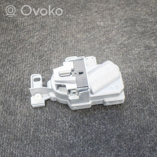 Volvo V40 Ohjauspyörän lukitus P31340956