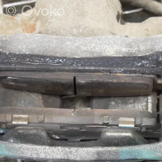 Mitsubishi L200 Bremssattel vorne 