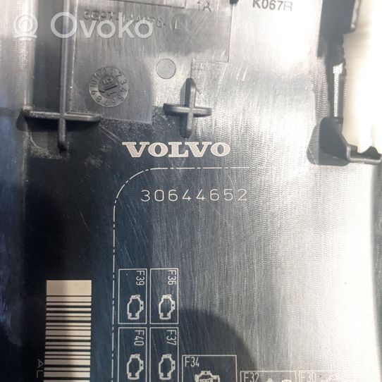 Volvo XC60 Juego de caja de fusibles 6G9T14A067CA