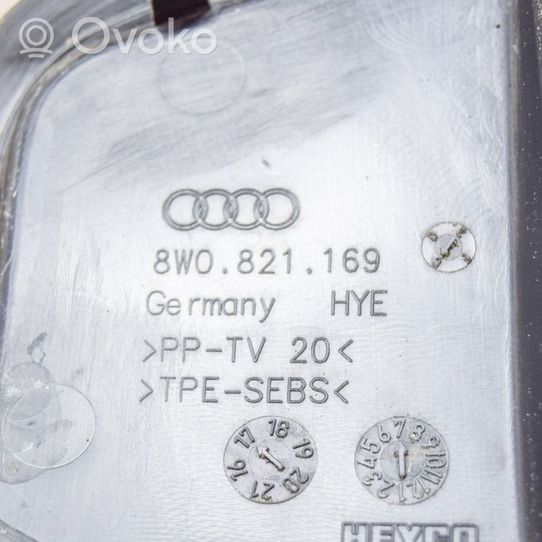 Audi A4 S4 B9 Panel wykończeniowy błotnika 8W0821169C