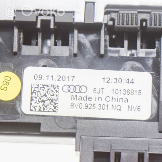 Audi A3 S3 8V Zestaw przełączników i przycisków 10136815