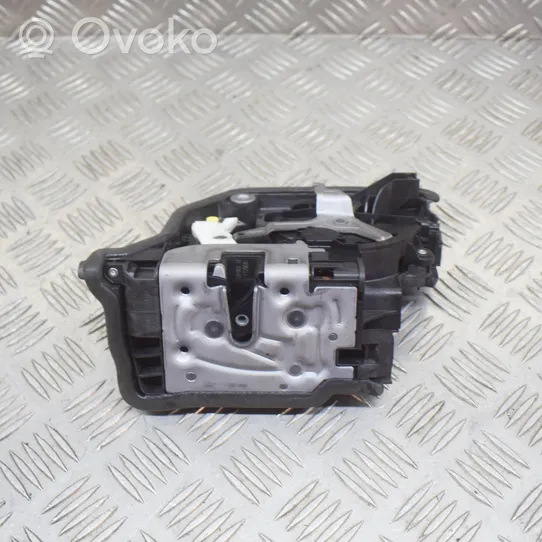 BMW X1 F48 F49 Etuoven lukko 7281931