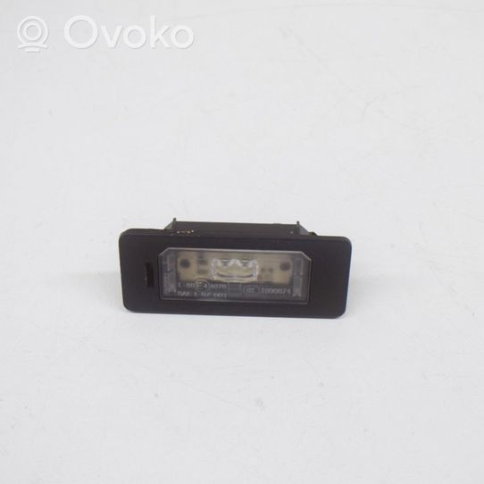 BMW 3 E92 E93 Lampa oświetlenia tylnej tablicy rejestracyjnej 7193293