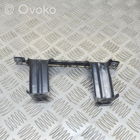 BMW X5 F15 Supporto di montaggio del parafango 55107M262