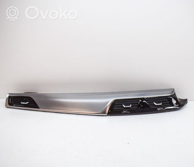 BMW 5 G30 G31 Rivestimento del vano portaoggetti del cruscotto 9330894