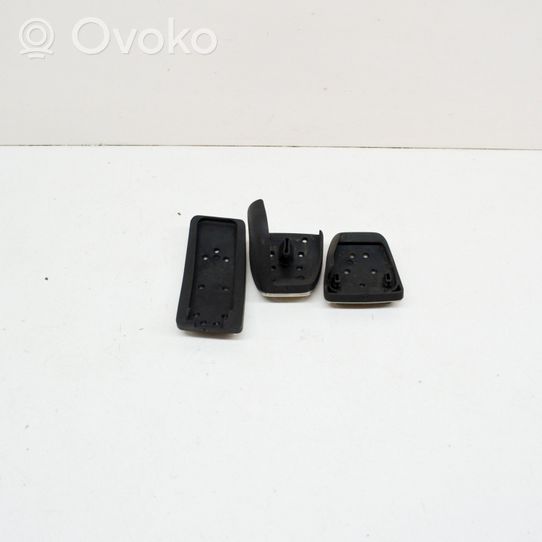 Volkswagen Golf VII Fuel tank cap trim 