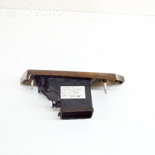 BMW 3 E90 E91 Lango oro grotelės 7144248