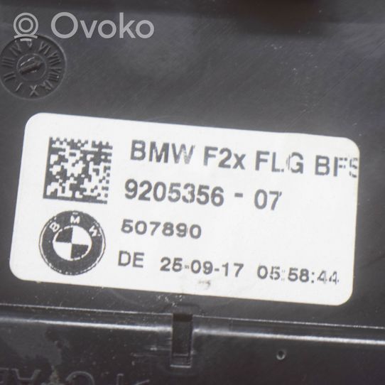 BMW 2 F22 F23 Copertura griglia di ventilazione cruscotto 9205356