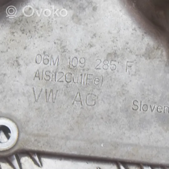 Audi Q5 SQ5 Kita variklio detalė 06M109285F
